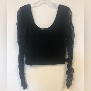 Bebe Women's /Ruched Mesh Puff Sleeve / Crop Top/ round front and back/ LG